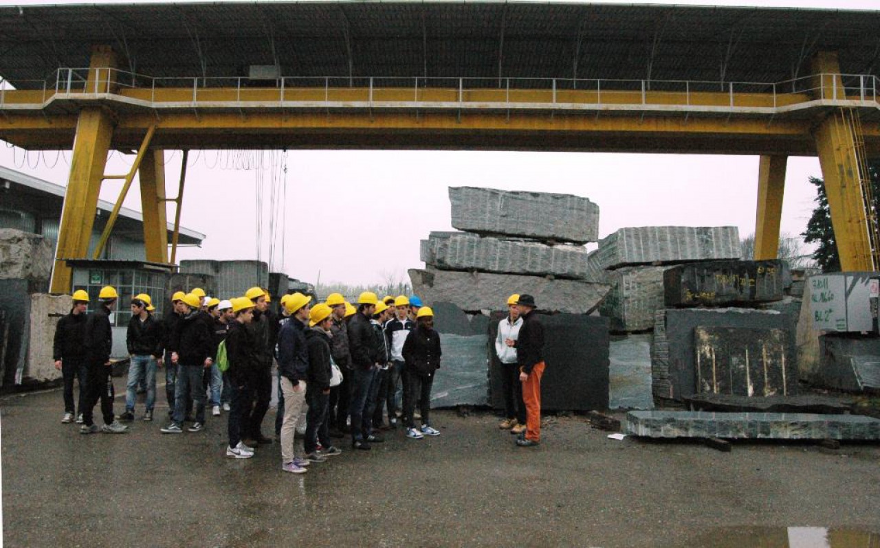 Ramella Graniti Tour dell 'Istituto Tecnico per Geometri 