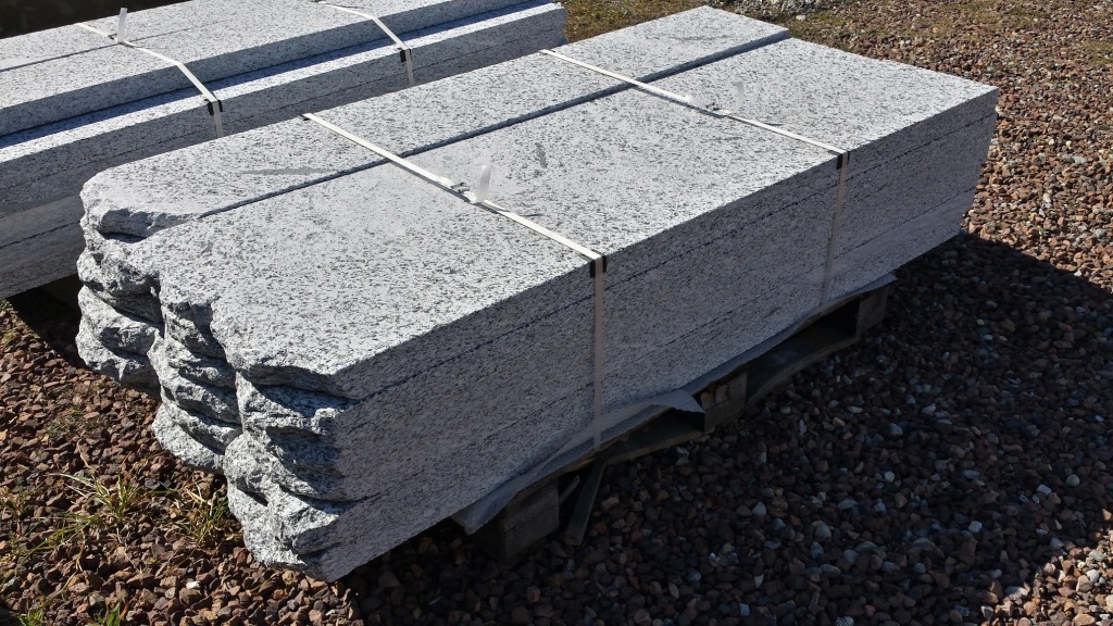 Ramella Graniti Palizzata in Sarizzo 180x30x6
