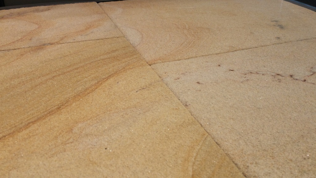 Ramella Graniti Pavimento in Pietra dorata a correre