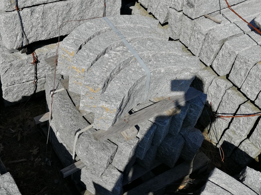 Ramella Graniti Curve a 45° a spacco