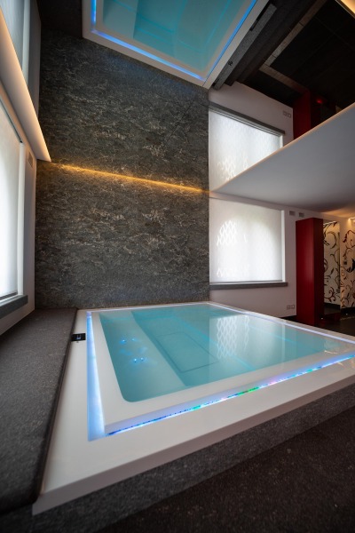 Ramella Graniti Hot tub for private spa 2