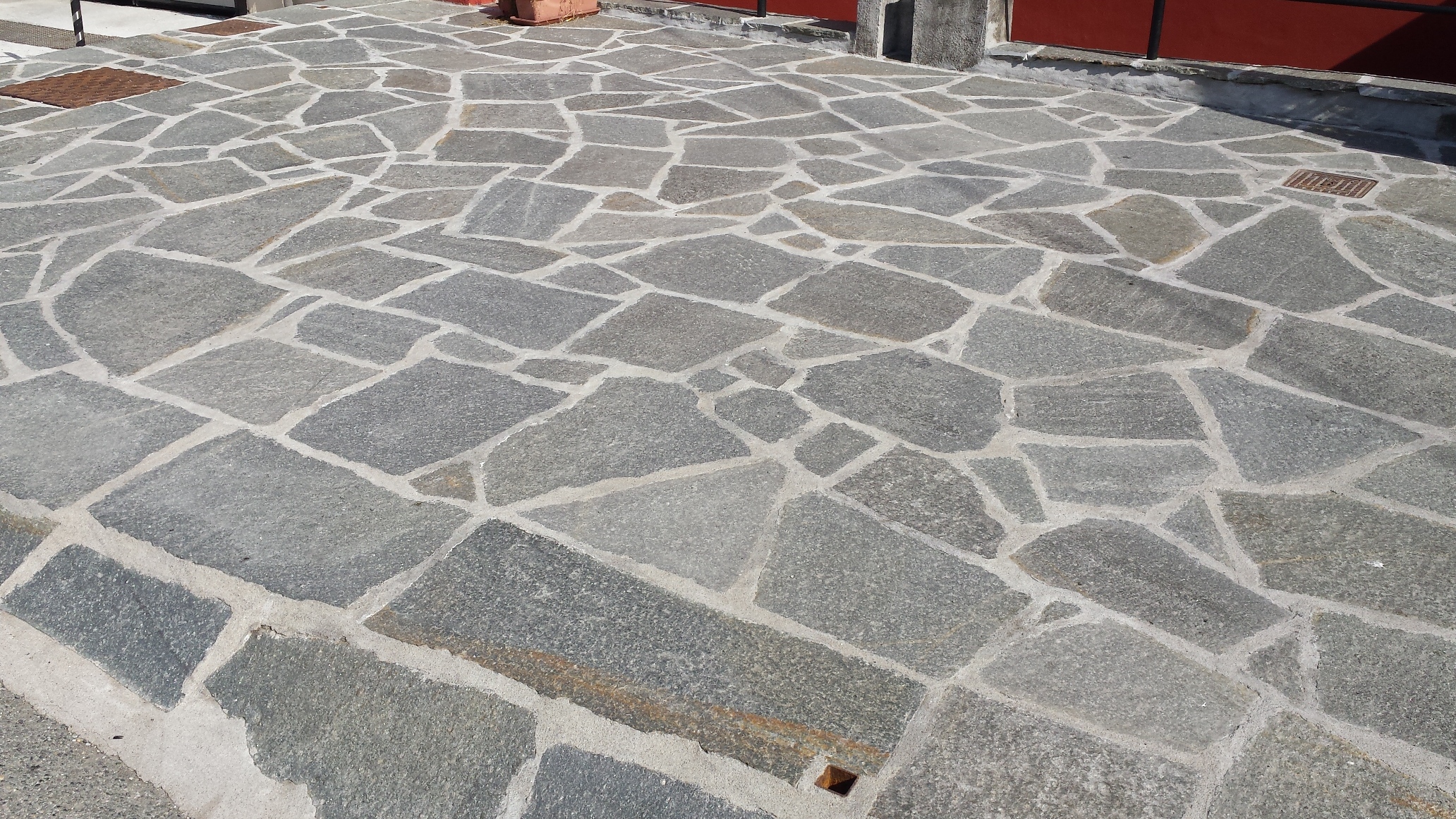 Ramella Graniti Mosaico Luserna normale