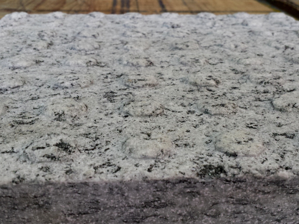 Ramella Graniti Piastrelle Podotattili in Pietra Marmo o Granito