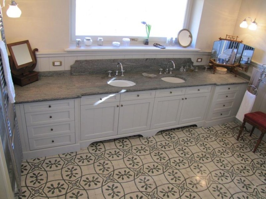 Ramella Graniti piano top bagno verde tropical2