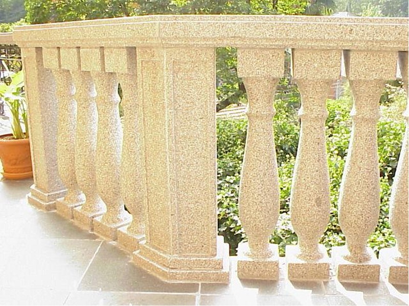 Ramella Graniti Balustrade in bush-hammered and shot syenite