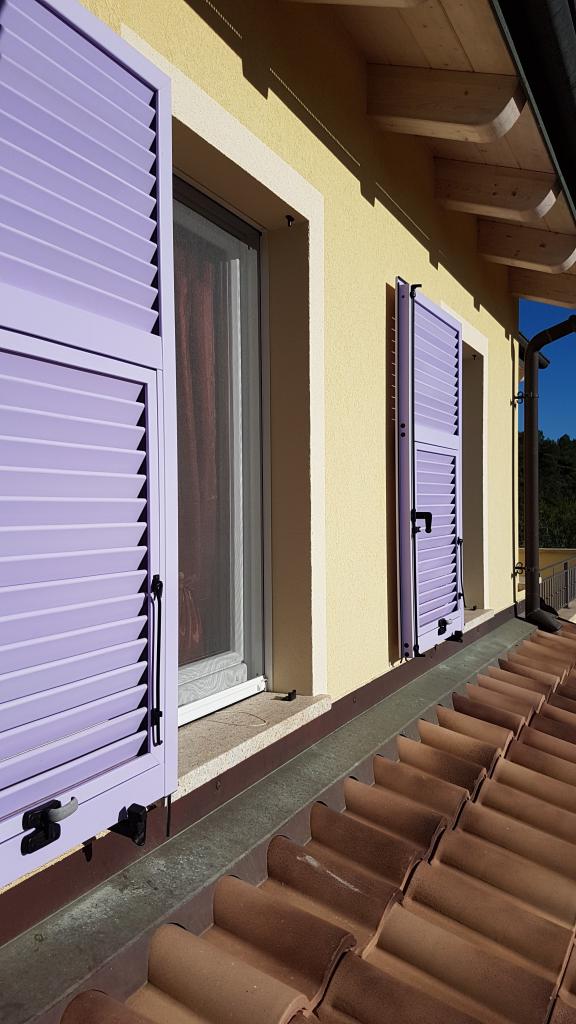 Ramella Graniti External window sills in Kashmir Gold, grit and satin, Agriturismo La Cicala Stonata.