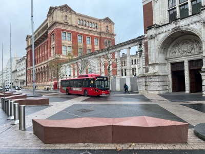 Ramella Graniti Panche per la sicurezza di Londra