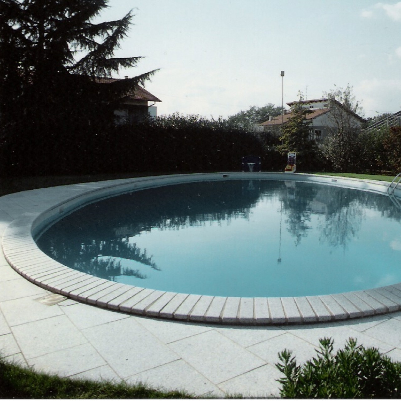 Ramella Graniti Bordo piscina e pavimento