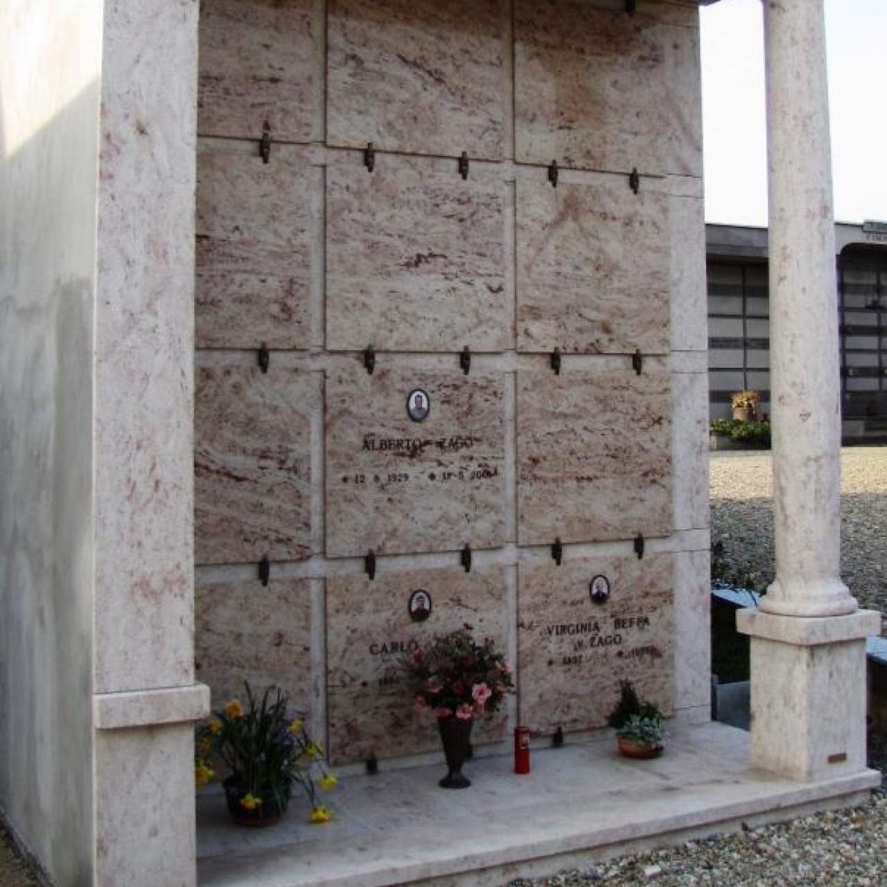 Ramella Graniti Edicola Shivakashy