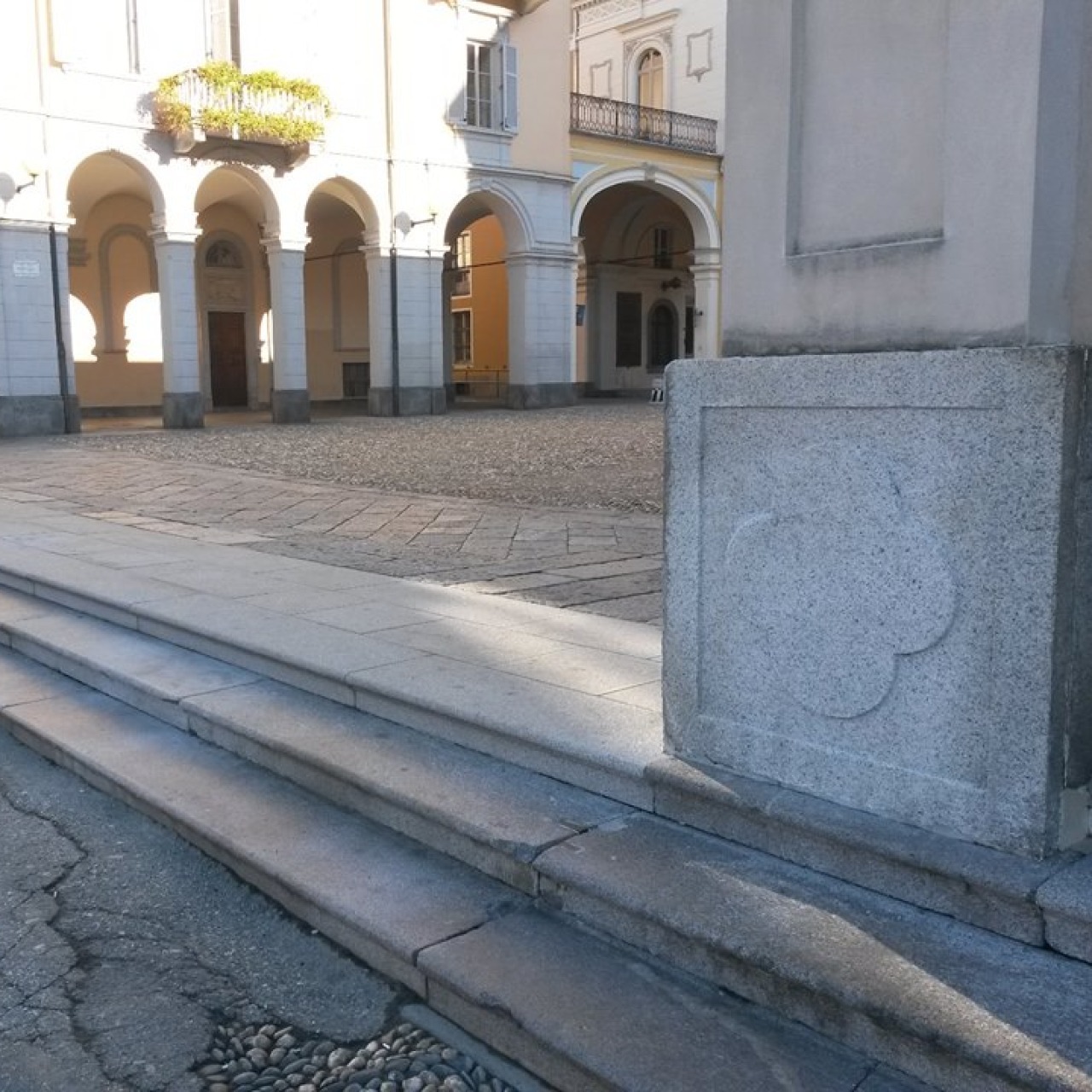 Ramella Graniti Rimozione graffiti
