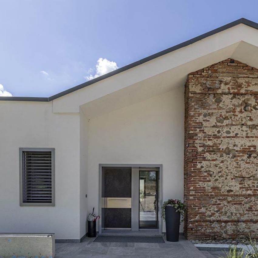 Ramella Graniti Realizations Grate in stone for pedestrian and vehicular traffic Sfioro Cargo Villa il Ciabot