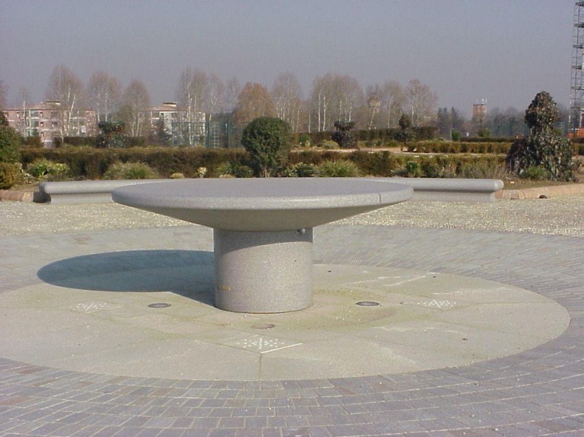 Ramella Graniti reggia venaria reale meridiana posata